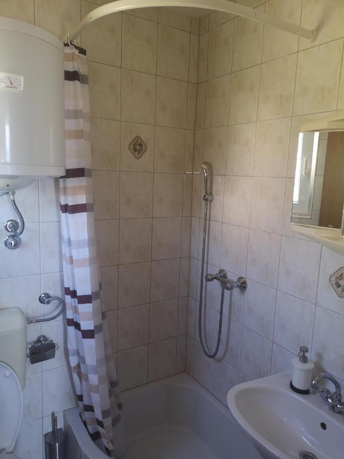 Apartments Tri Palme Baska Voda Luaran gambar