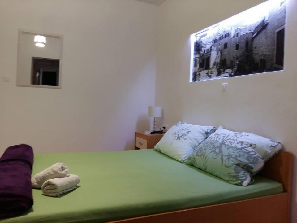 Apartments Tri Palme Baska Voda Luaran gambar