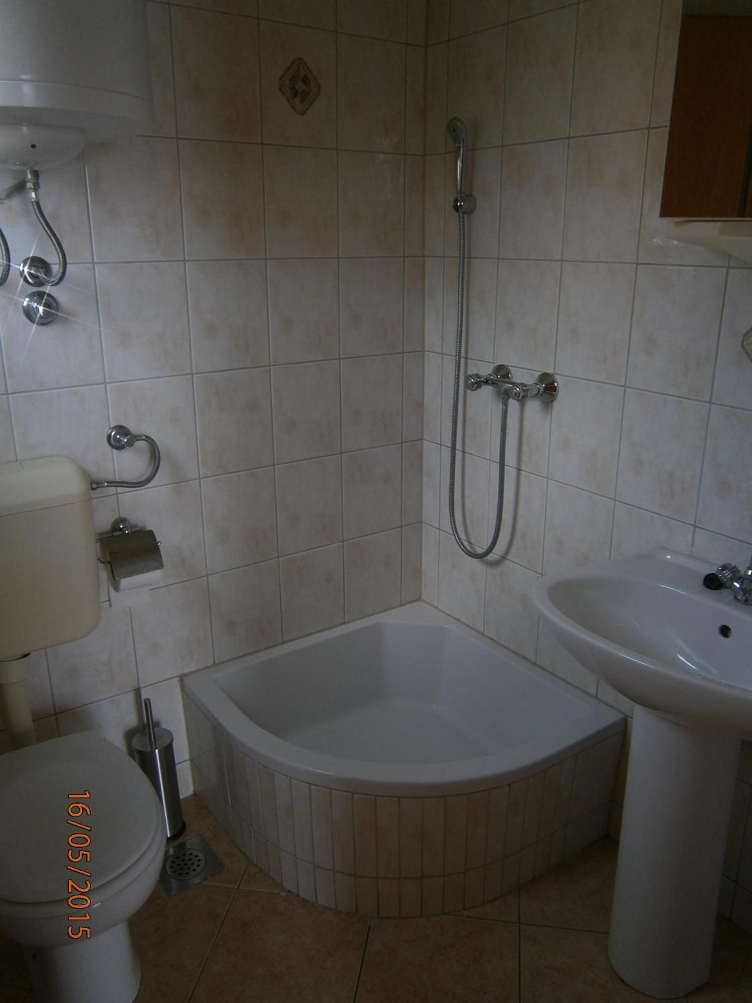 Apartments Tri Palme Baska Voda Bilik gambar